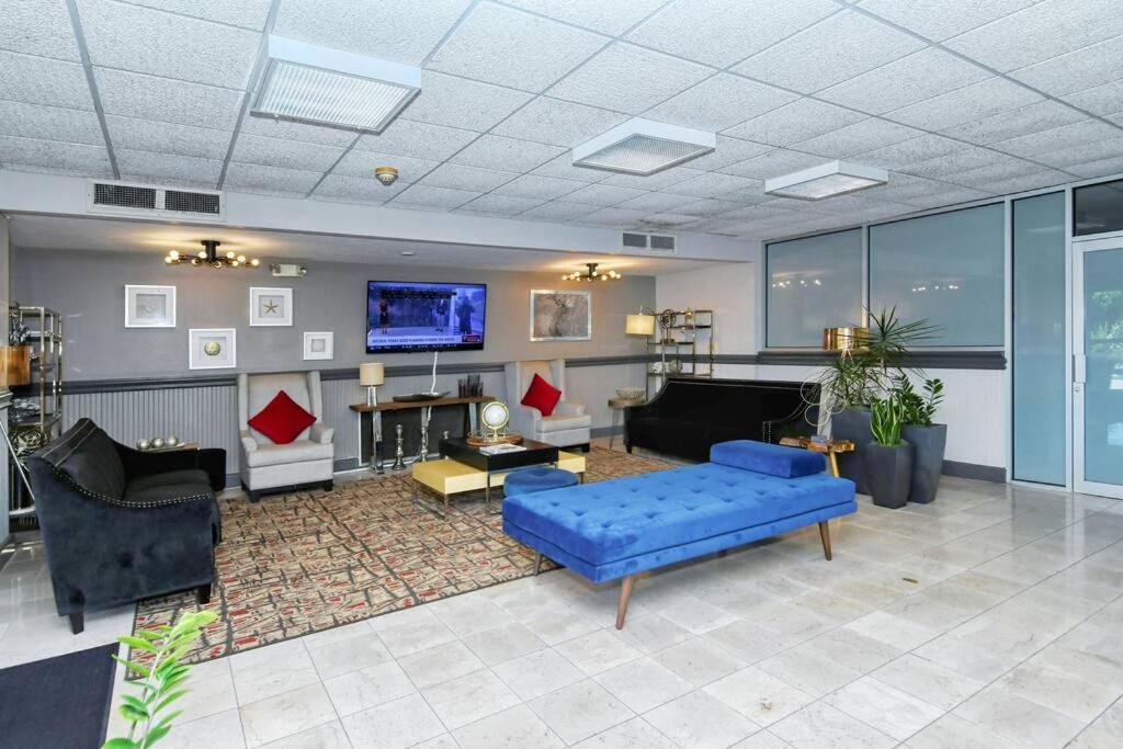 Waterfront, Pool, Tiki Bar & Grill, Gym, Location! Lejlighed Sarasota Eksteriør billede